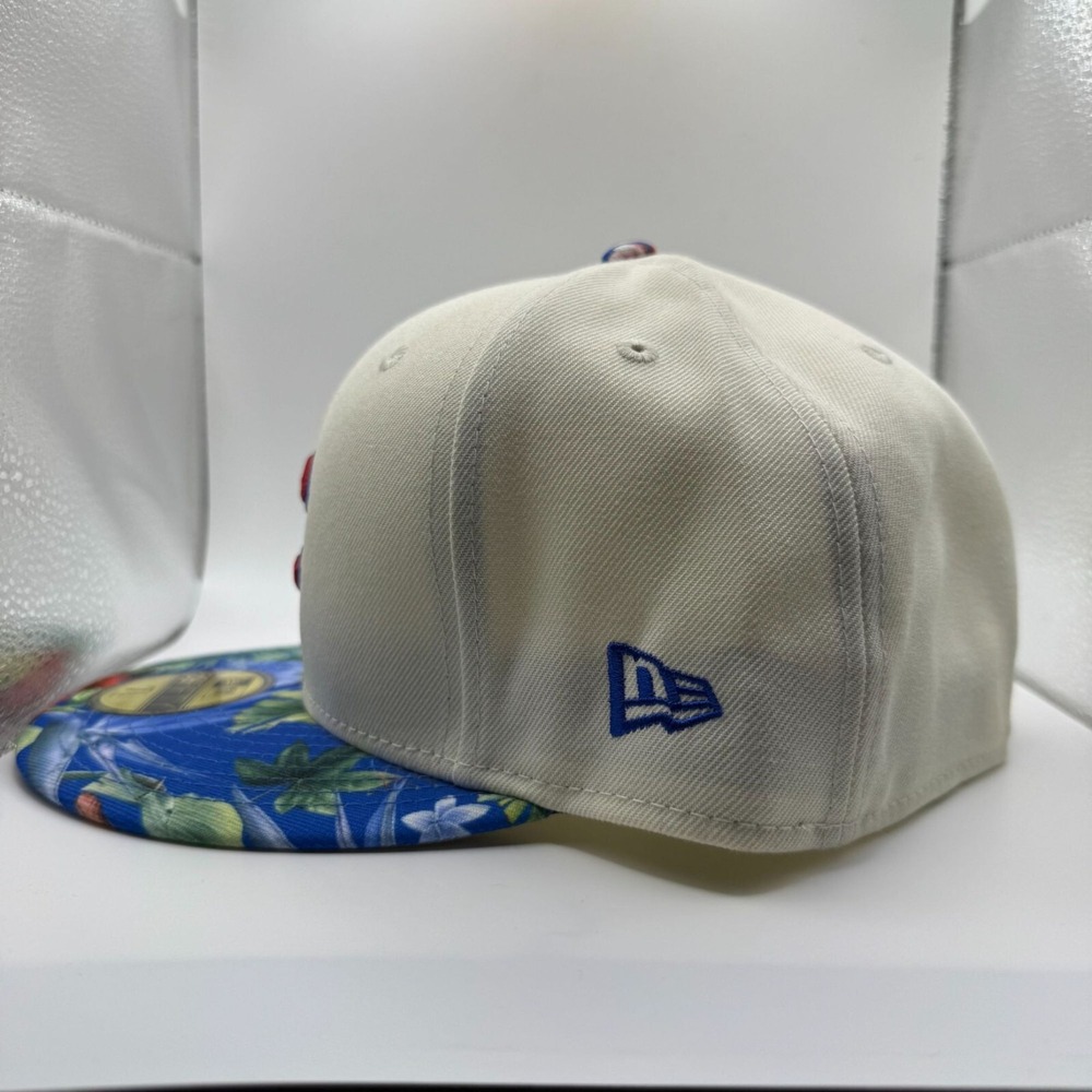 New Era 59Fifty Chicago Cubs Floral Brim Cream Fitted Hat Size 7 1/2 - Picture 2 of 5